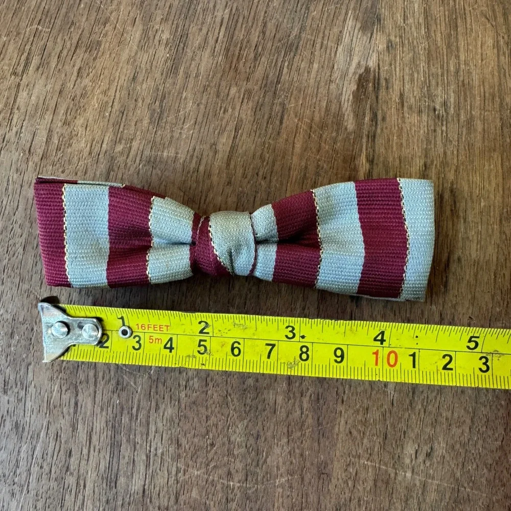 Vintage USA Best Clip Bow Tie Burgundy‎ Striped Novelty Accessory